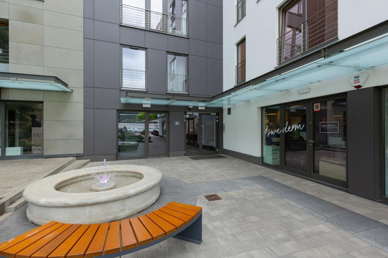 Elegancki Apartament W Centrum Gdyni Z Parkingiem By Noclegi Renters Gdynia Exterior photo