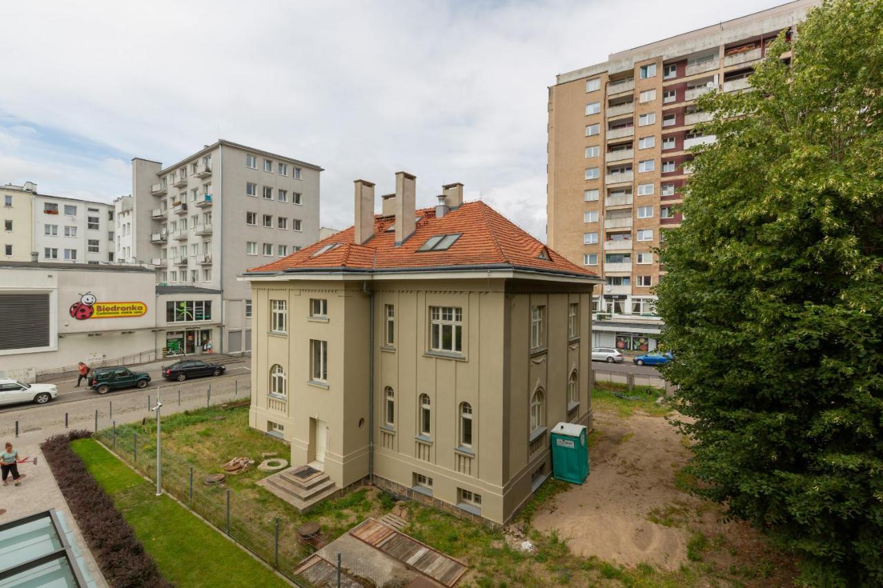 Elegancki Apartament W Centrum Gdyni Z Parkingiem By Noclegi Renters Gdynia Exterior photo